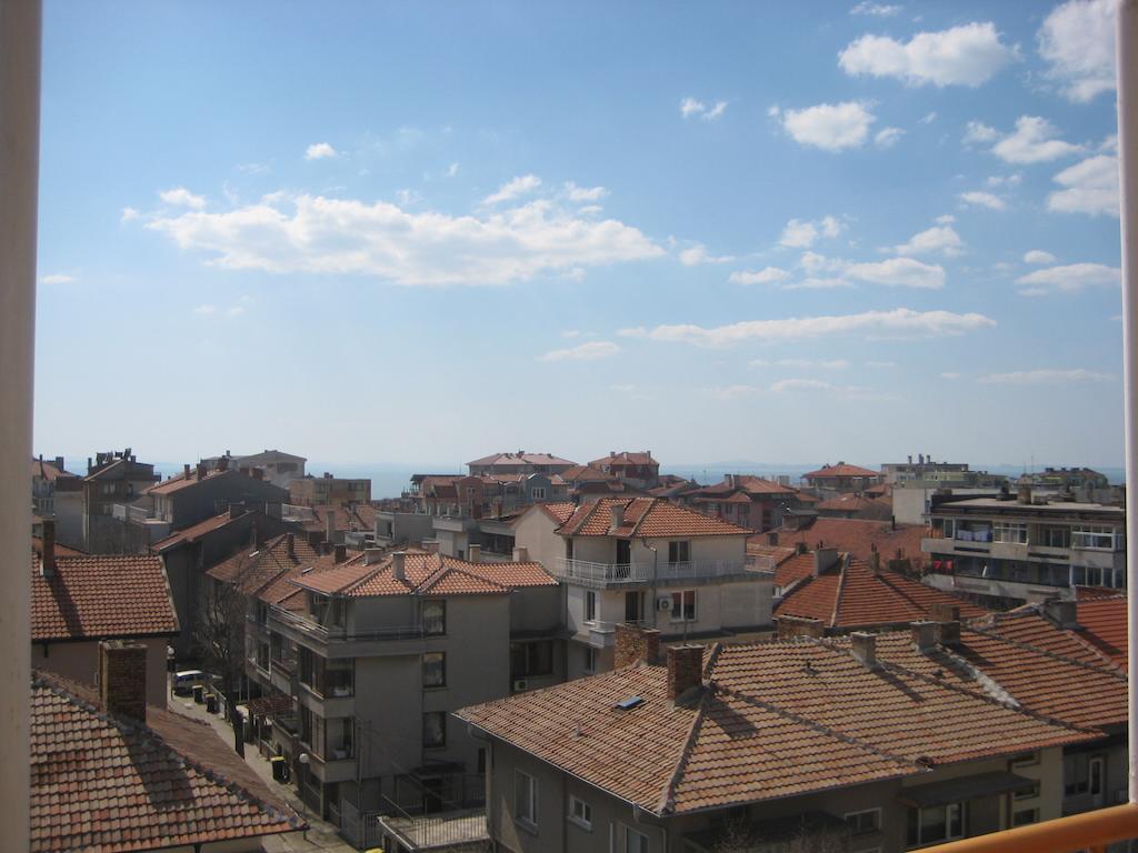 Tashevi Apartments Pomorie Extérieur photo
