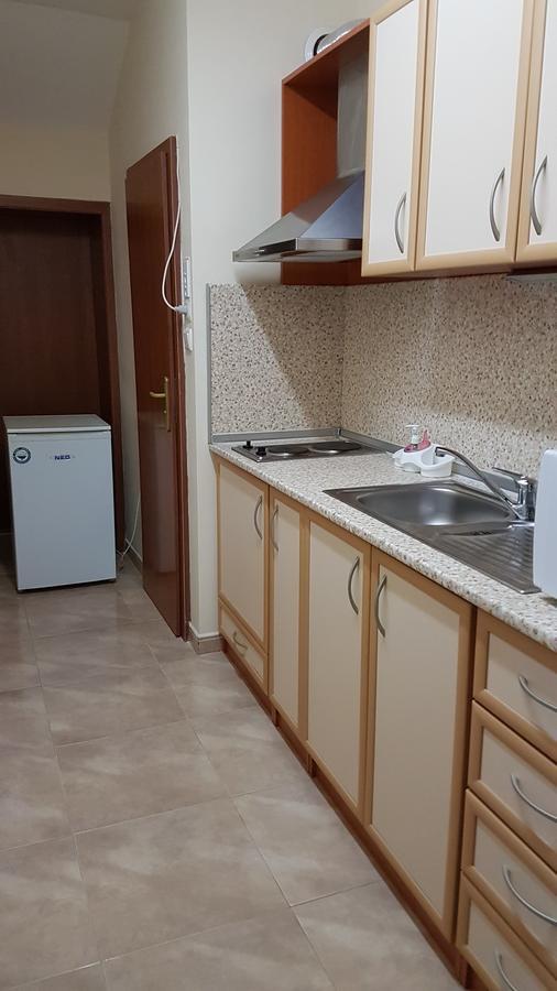 Tashevi Apartments Pomorie Extérieur photo